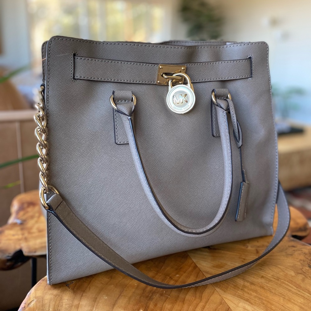 Michael Kors Hamilton Saffiano leather large tote - Picture 2 of 10
